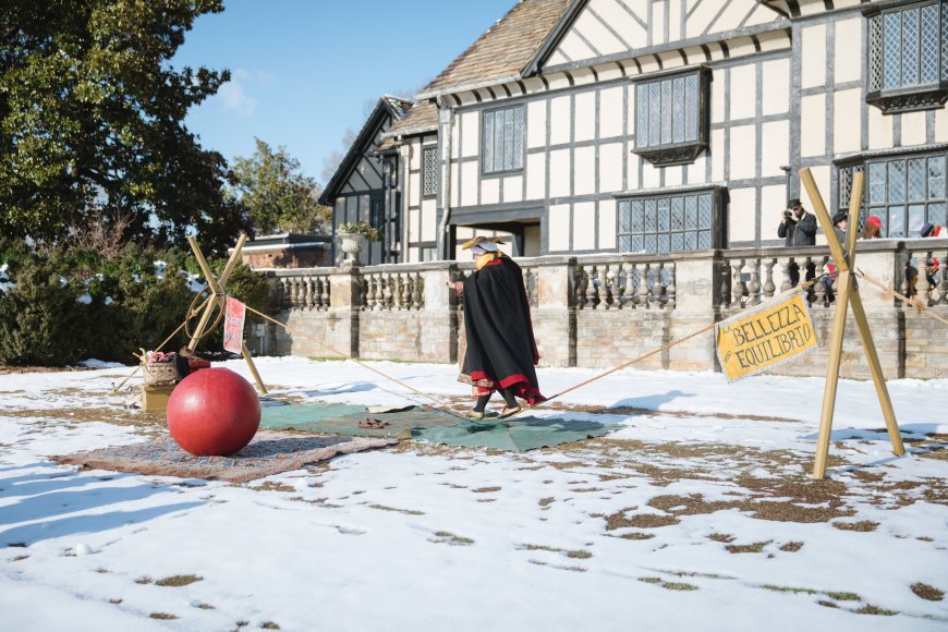 View More: http://shotwithabow.pass.us/agecroft-hall-yuletide