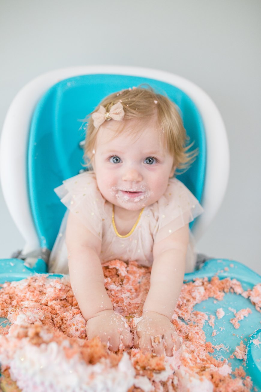 View More: http://shotwithabow.pass.us/juliet-cake-smash